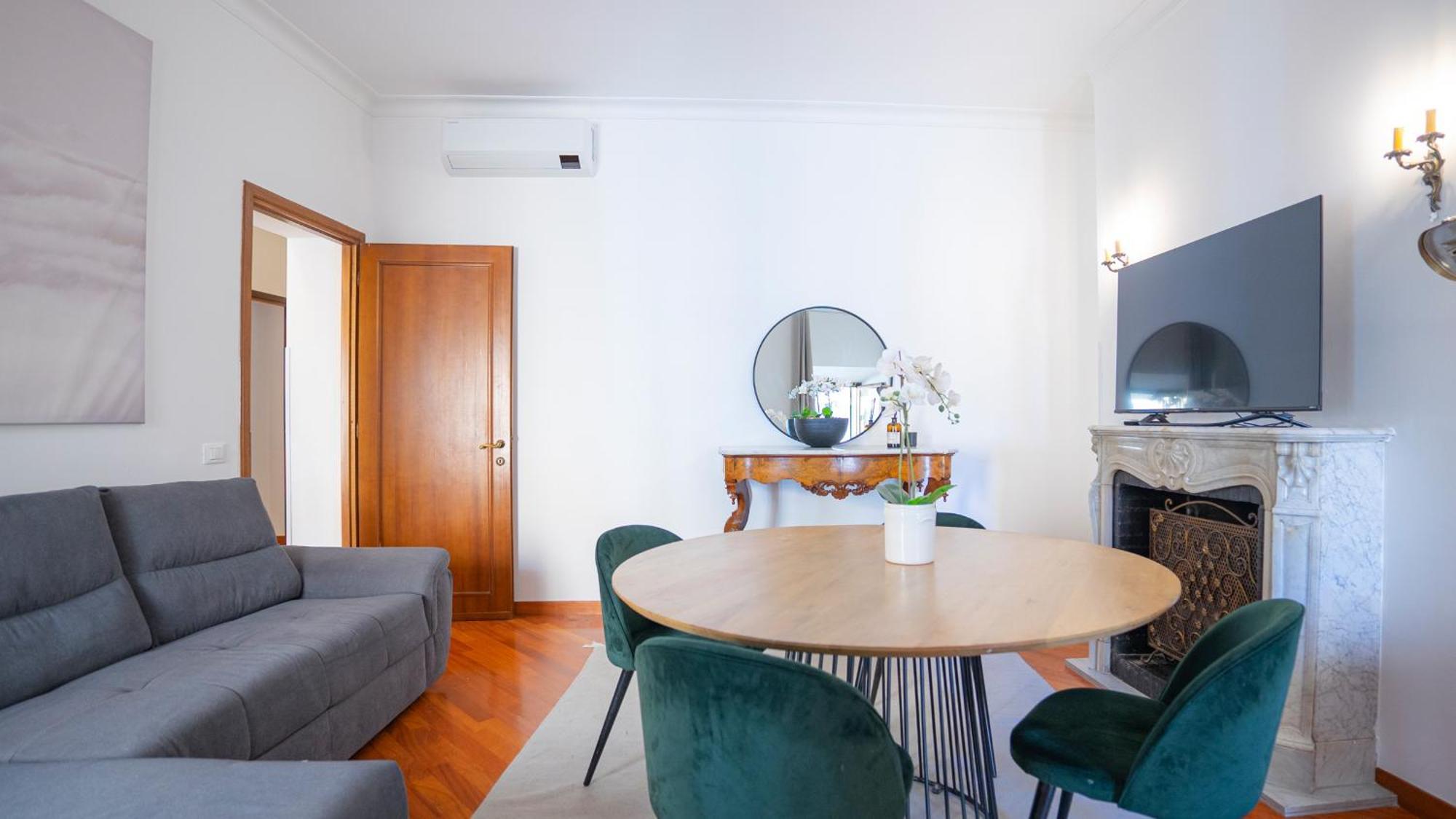 Piazza Navona Elegant And Central Three-Room Apt Roma Ngoại thất bức ảnh
